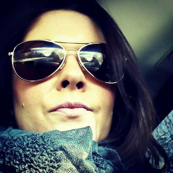 Meet your Posher, Shea - Picture 7 of 8